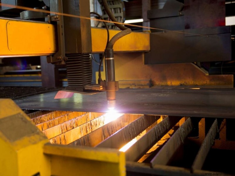 Quão Precisas São as Máquinas CNC? Uma Análise Realista