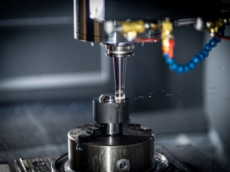 Quão Precisas São as Máquinas CNC? Uma Análise Realista