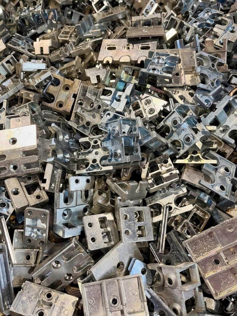 Fundição sob Pressão (Die Casting) Explicada: Processo, Benefícios e Aplicações