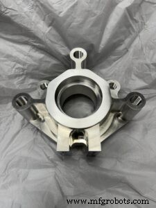 Rapid Axis Impulsiona a Equipe Horizon s Calypso com Peças de Precisão para Dominação no BattleBots