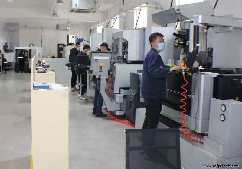 Como Selecionar um Parceiro de Usinagem CNC Confiável